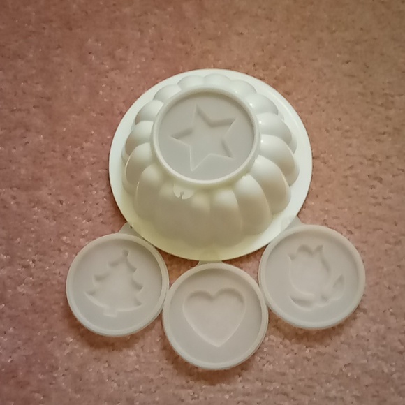 Vintage Tupperware jello molds - Picture 8 of 8